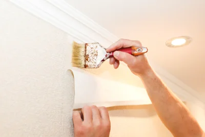Pose de papier peint au Fugeret — revêtements muraux et toiles de verre